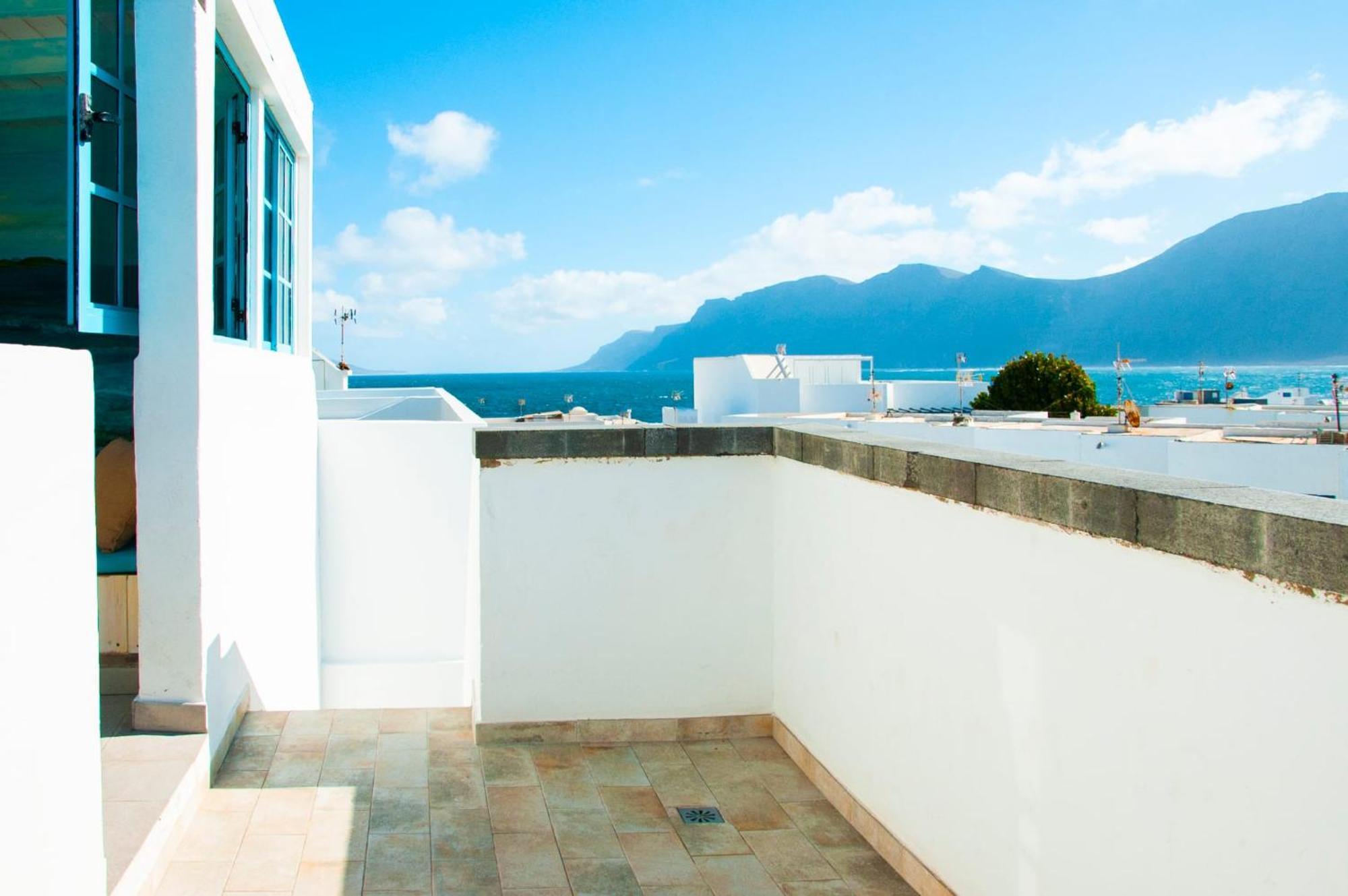 Atico Surf Apartamento Famara Exterior foto